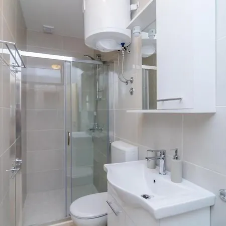 Marijan - Basic One Bedroom Διαμέρισμα *