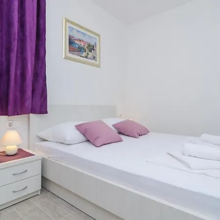 Marijan - Basic One Bedroom 公寓 *